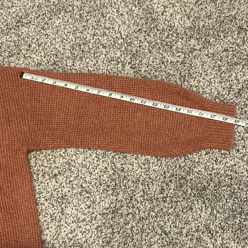 Old Navy Sweater in Warm Orange, soft rust color size 14-16